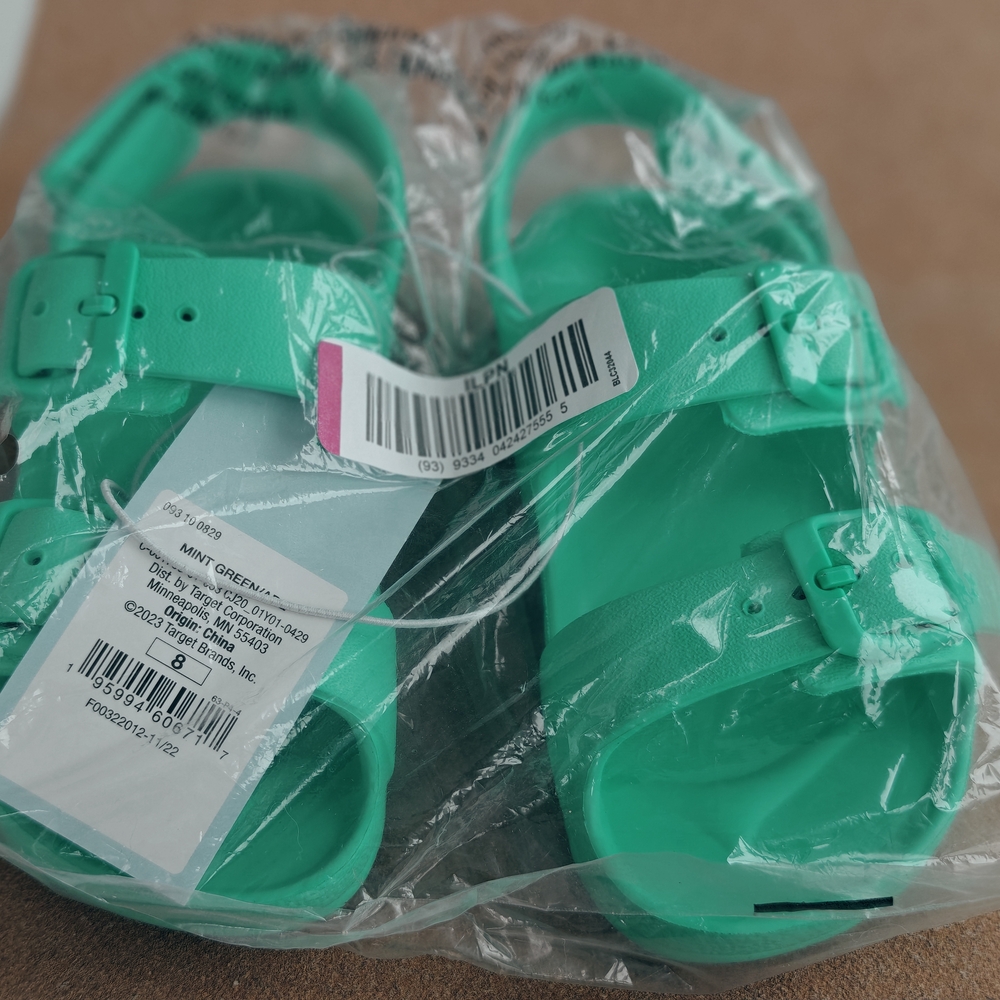 Kid Size 8, New, Cat&Jack Mint Green Sandals.
